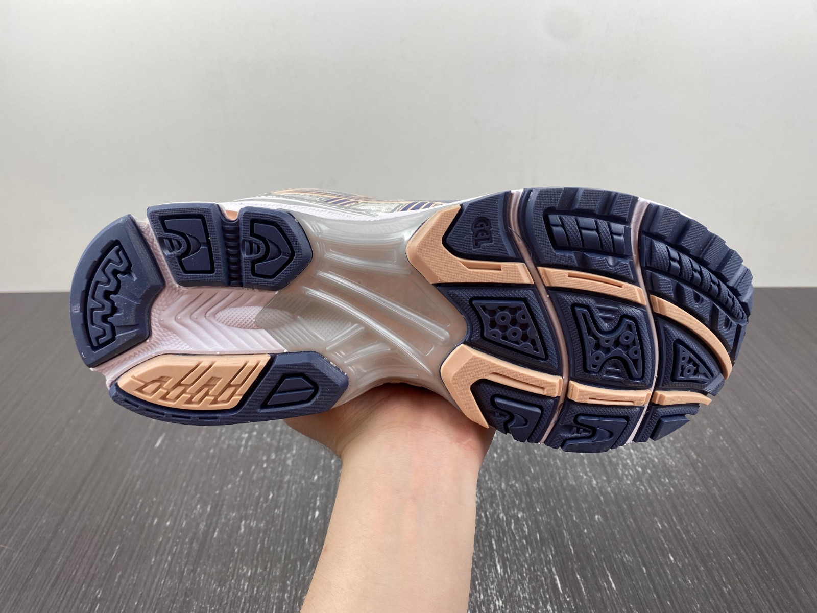 As*ic*s gel-kayano 14 white thunder blue  1202a056-103