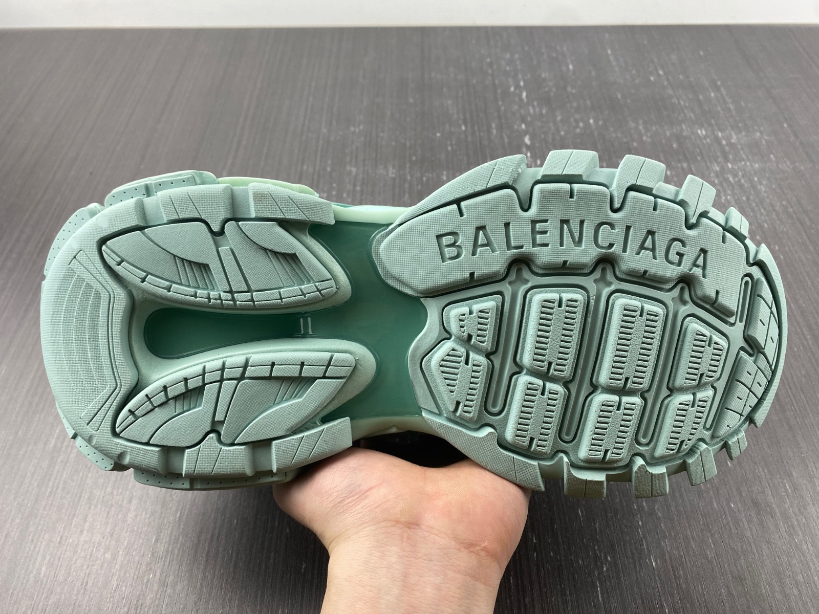 Ba*len*cia*ga track 542023 w2la2 4010