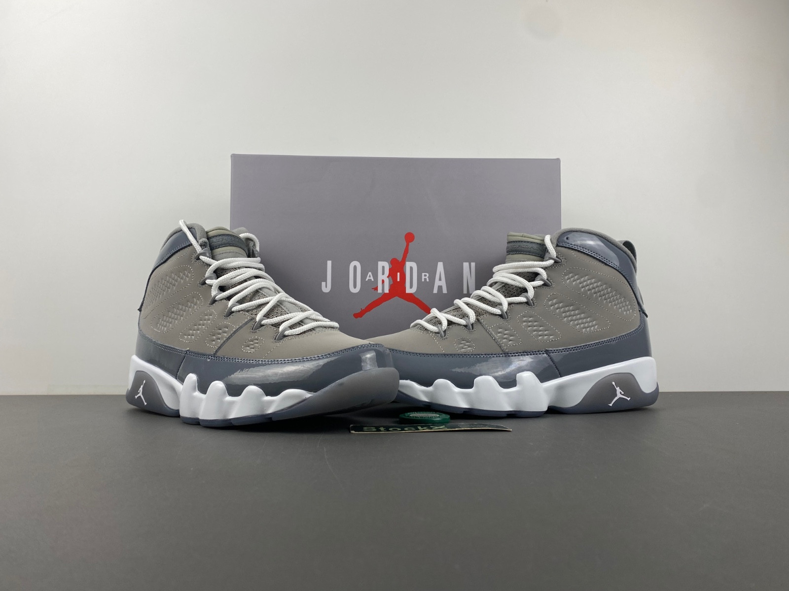 Air Jordan 9 